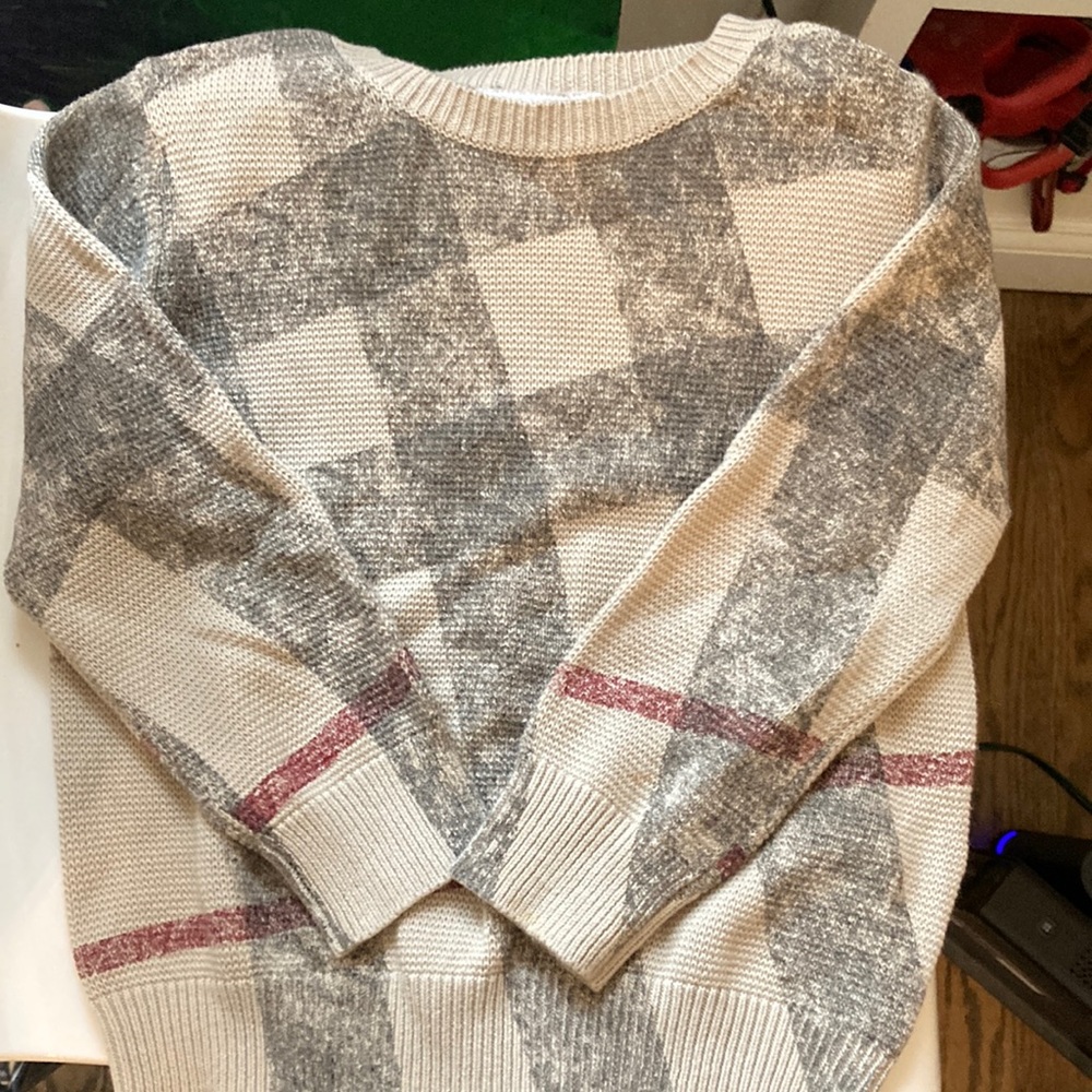 Authentic Burberry light weight sweater size 6Y